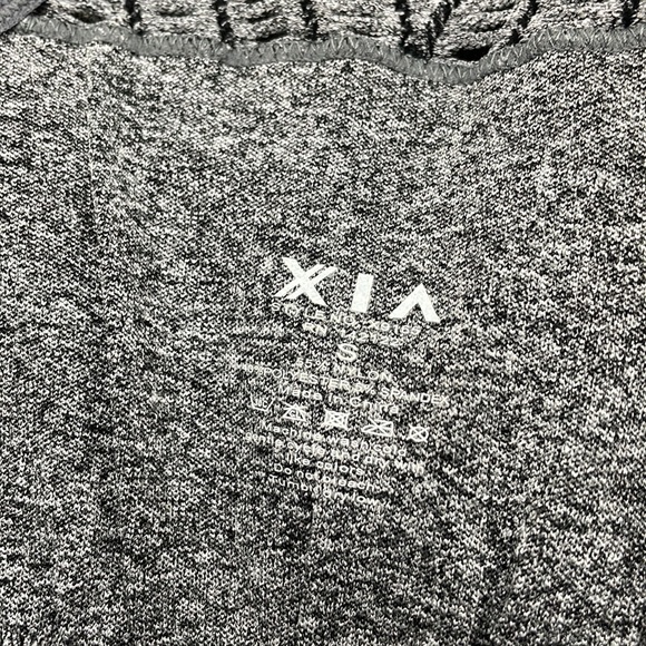 NWT• Seamless Cut Out Longline Bra - Picture 8 of 11